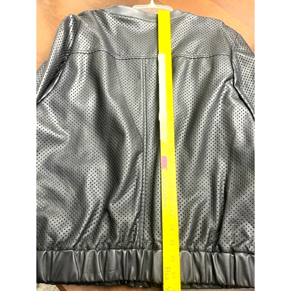 Michael Kors Women Black Faux Leather Bomber Perforated Jacket Sz Large NWT $195 - Picture 9 of 13